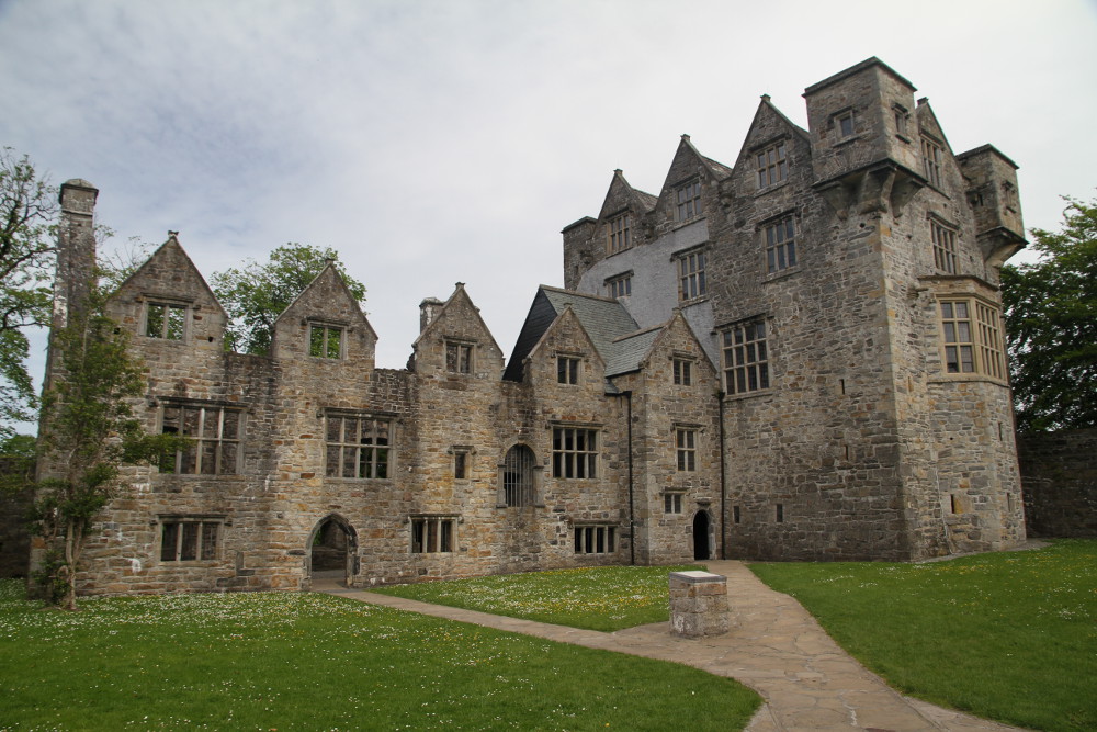 Excursions en Irlande catholique - Histoire - Foi Chrétienne - Moeurs et Traditions Donegal%20Castle20150722090223